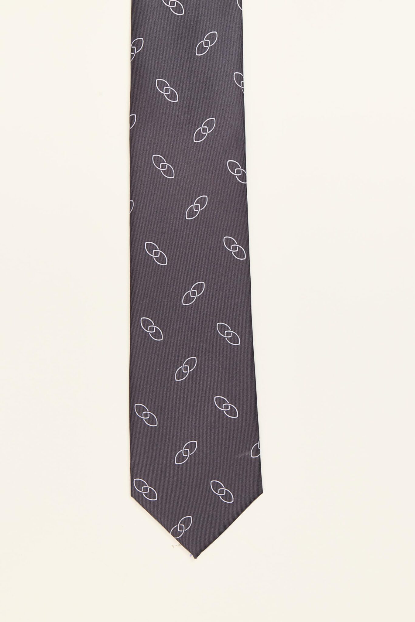 Corbata negra con estampado discreto, modelo PuroEgo de ancho clásico